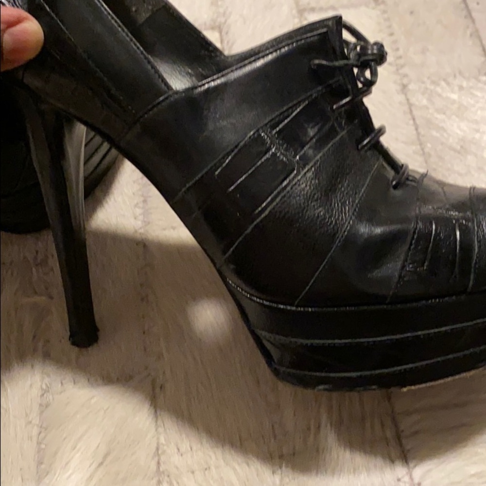 Stuart Weitzman Shoes - Picture 8 of 8